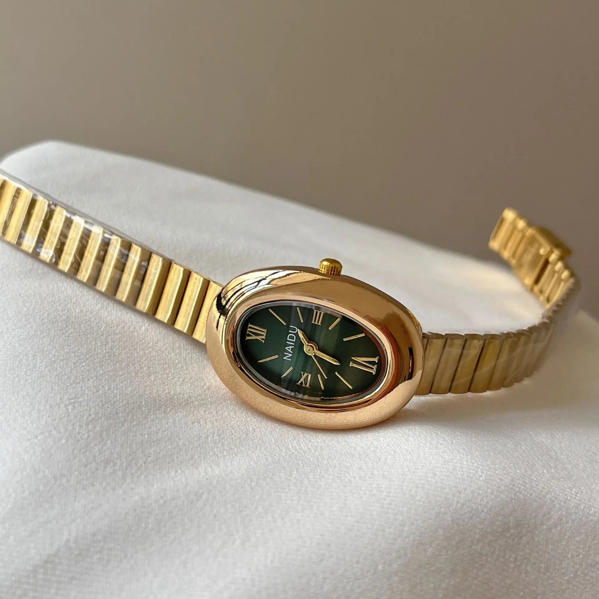 Oval Dial Gold